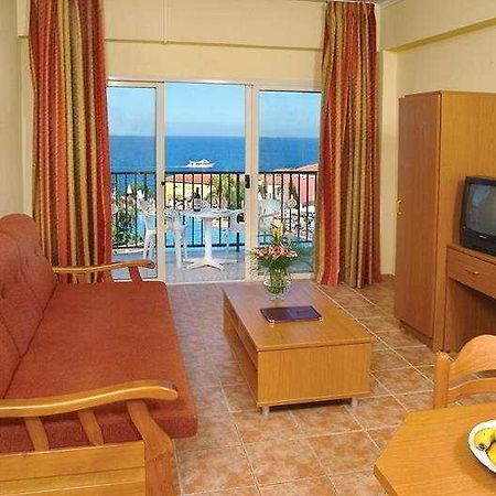 Sentido Pafian Sun Village Kissonerga Zimmer foto